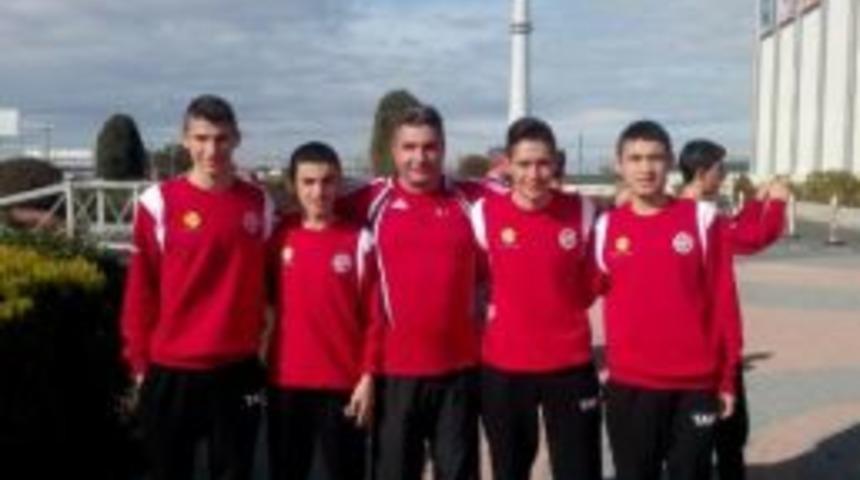 Nevşehirli Atletler Milli Takım Kampında