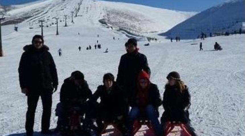 G&ouml;rme Engellilerin Akdağ&rsquo;da Kayak Keyfi