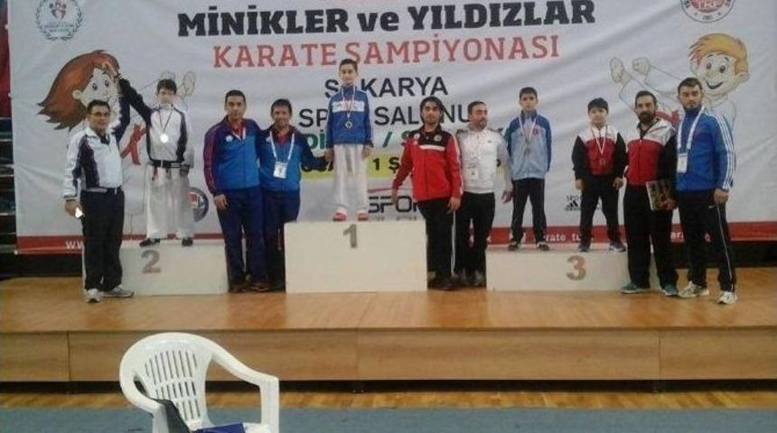 Tatami Karatede Kocaeli&rsquo;nin Yeni Yıldızı