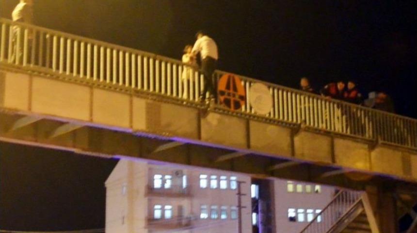 Sevgilisi Terk Edince İntihar Etmek İstedi