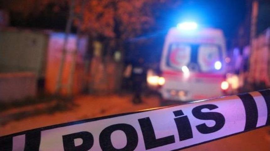 Tartışma Kavgaya D&ouml;n&uuml;şt&uuml;: 1'i Ağır, 2 Yaralı