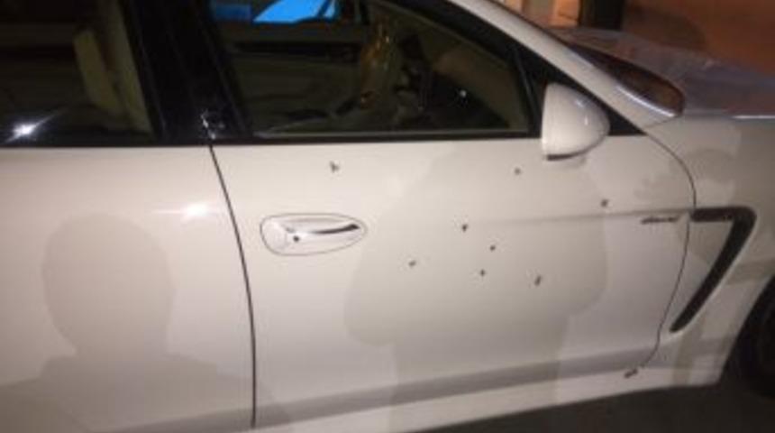 T&uuml;rk&uuml;c&uuml; G&ouml;khan Doğanay&rsquo;ın Aracına Silahlı Saldırı