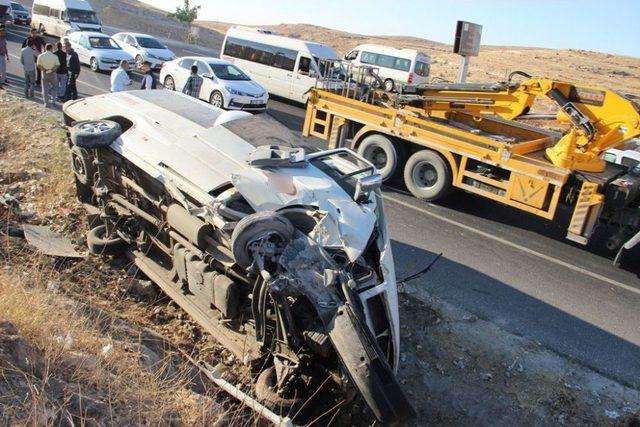 Şanlıurfa’da İşçi Servisi Devrildi: 6 Yaralı