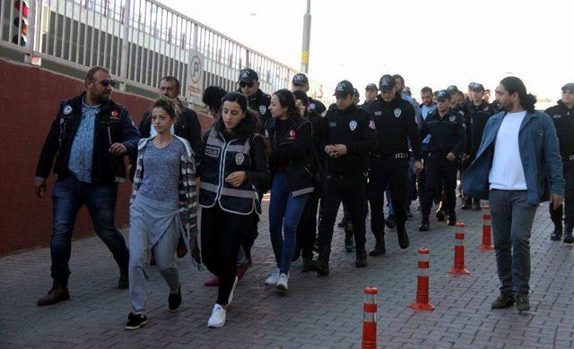 Kayseri’de Narkotik Operasyonunda Gözaltına Alınan 11 Kişi Adliyeye Sevk Edildi