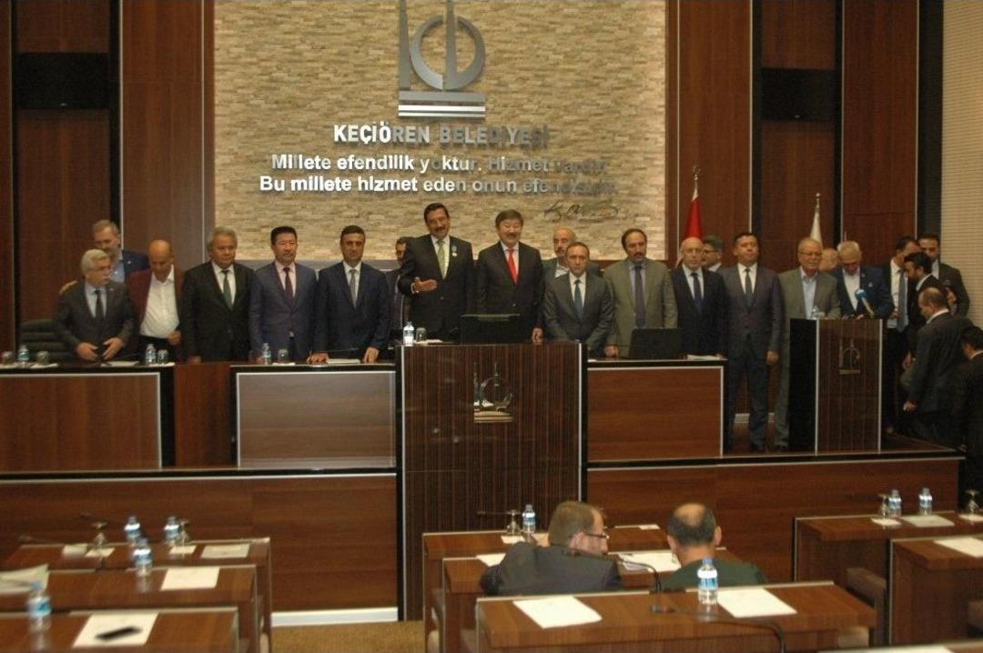 Cumhurbaşkanı Nazarbayev&rsquo;den Başkan Ak&rsquo;a 25. Yıl Jubile Madalyası