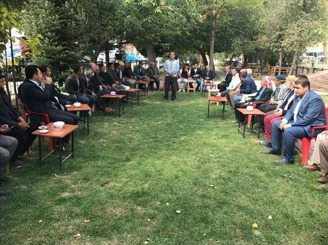 Kaymakam &Ouml;zcan Vatandaşlarla Bir Araya Geldi