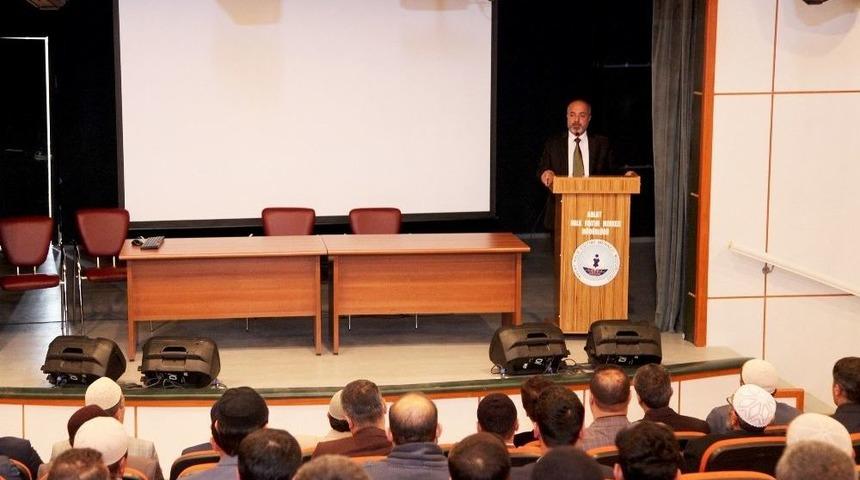 Ahlat&rsquo;taki Din G&ouml;revlilerine Konferans