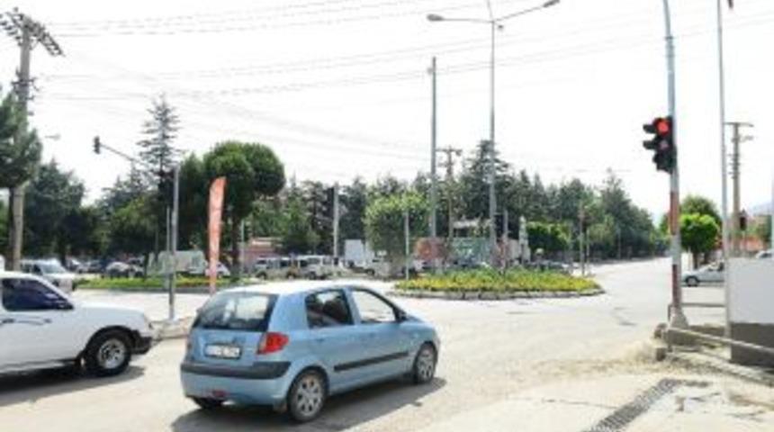 Isparta&rsquo;da Trafiğe Bir Yılda 7 Bin Ara&ccedil; Eklendi