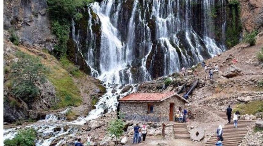 Kapuzbaşı Şelaleleri Ve &Ccedil;evresine Master Plan