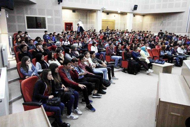 Stajyer &Ouml;ğrencilerine Oryantasyon Eğitimi 1