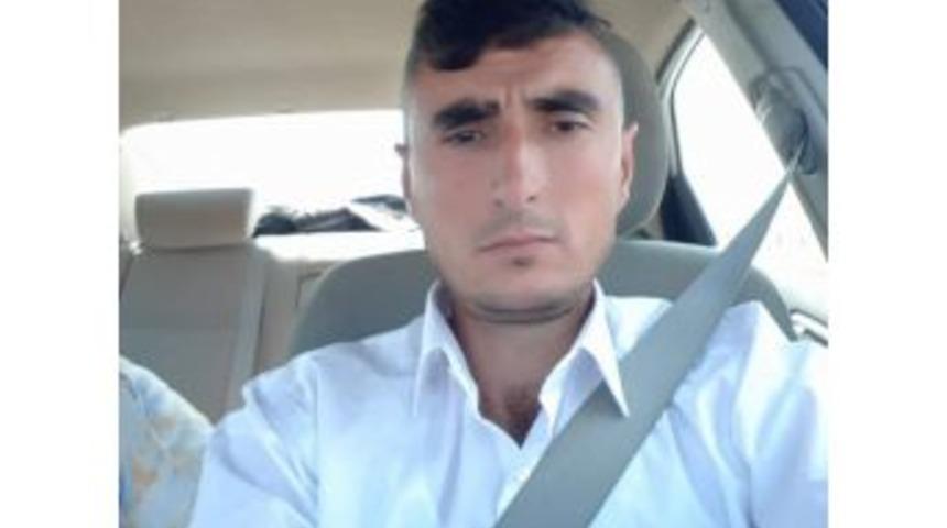 Kız Kardeşinin Ka&ccedil;ırıldığı Otomobilin S&uuml;r&uuml;c&uuml;s&uuml;n&uuml; &Ouml;ld&uuml;rd&uuml;