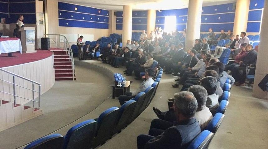Sincik&rsquo;te, Okul Servis Şof&ouml;rlerine Seminer