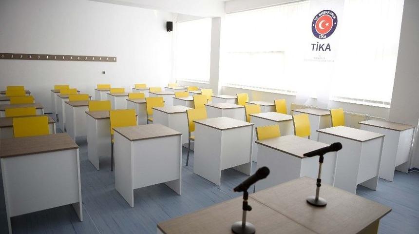 Tika&rsquo;dan Mitrovi&ccedil;a Okullarına Destek