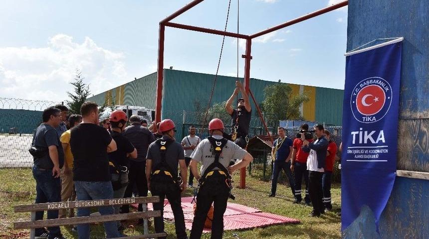 Yabancı İtfaiyecilere T&uuml;rkiye&rsquo;de Eğitim