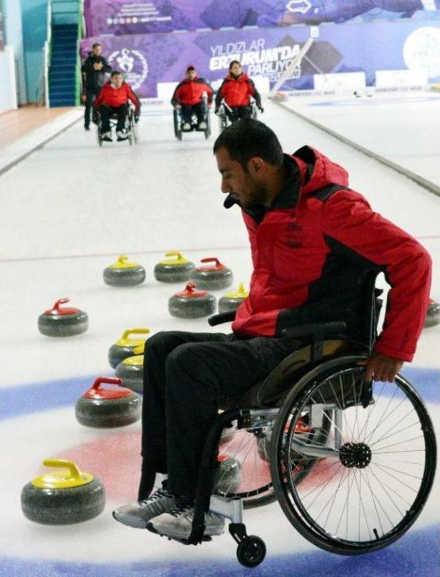 'curling' Hayatlarına Renk Kattı