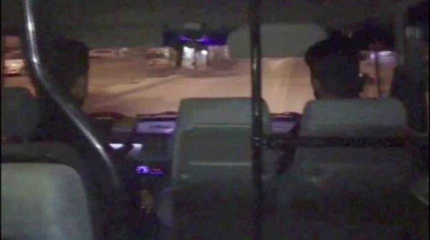 Direksiyon Başında S&uuml;r&uuml;c&uuml; Değiştirip G&ouml;r&uuml;nt&uuml;leri Sosyal Medyada Yayınladılar