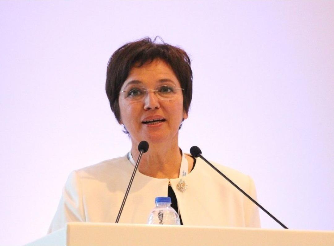 Kulaka&ccedil;: "hemşirelik Eğitimimizi G&ouml;zden Ge&ccedil;irmeliyiz"