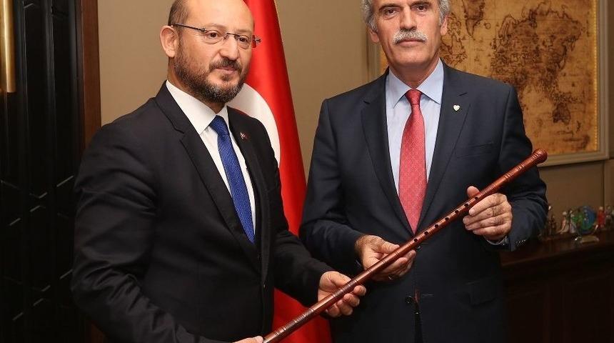 Bursa Ve Niksar Kardeş Oldu