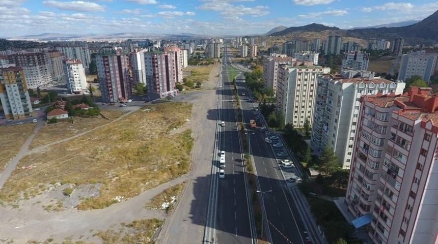 Taha Carım Bulvarı&rsquo;nda &Ccedil;alışmalar S&uuml;r&uuml;yor