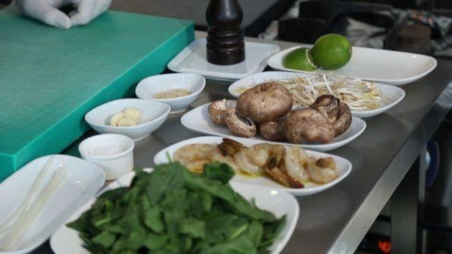 Kestane mantarlı acılı karides yapımı için gerekli malzemeler nelerdir?