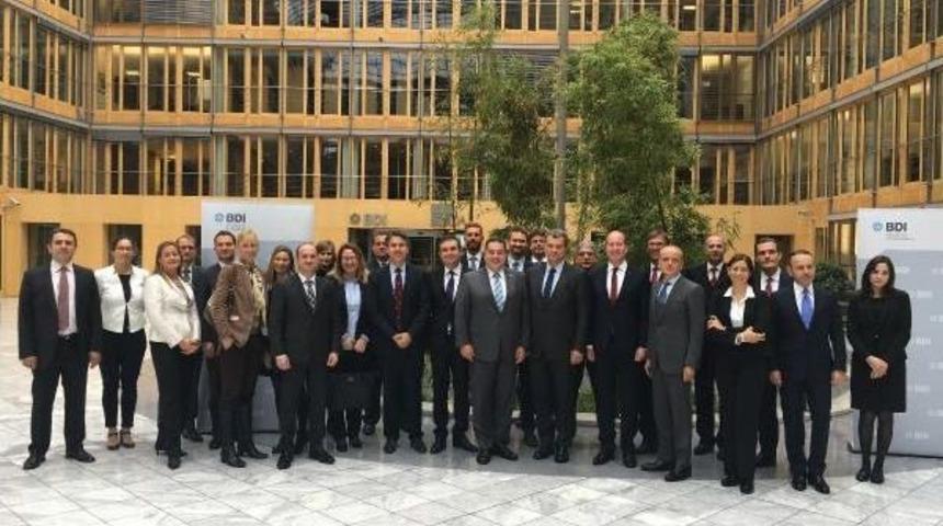 T&uuml;rk Ve Alman Işadamlarından Sanayi 4.0 Işbirliği