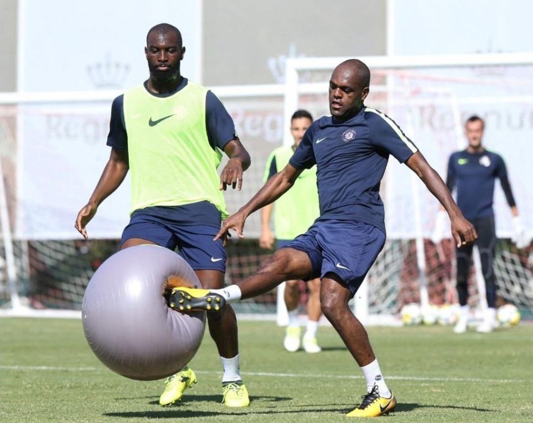 Osmanlıspor, 4 Oyuncusundan Eksik &Ccedil;alıştı