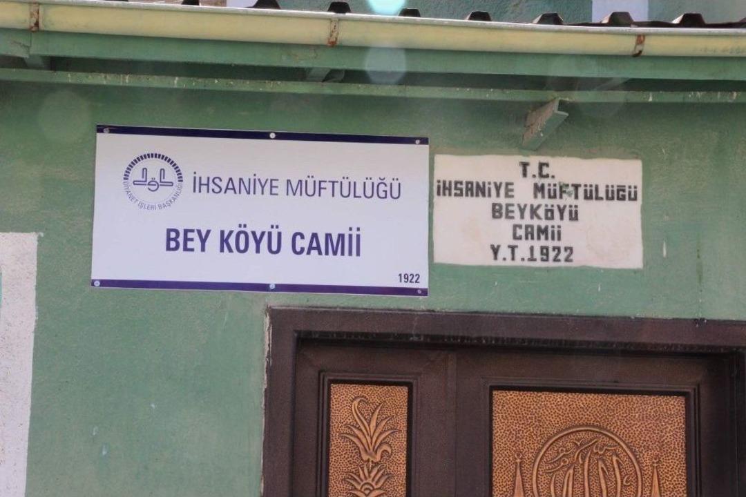 Caminin Temelinden Tarihe Işık Tutacak Tablet Var