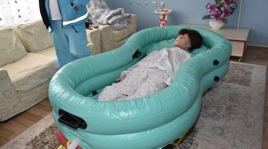 Yatalak Hastalara Evde Yıkama Hizmeti