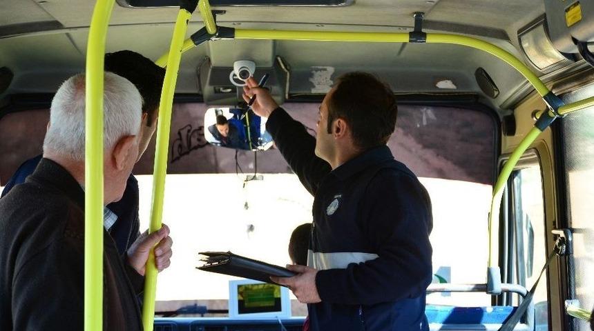 Zabıtalardan Halk Minib&uuml;slerine Denetim