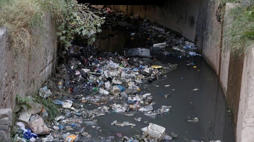 Cizre Belediyesi A&ccedil;ık Yağmurlama Kanallarında Temizlik &Ccedil;alışması Başlattı