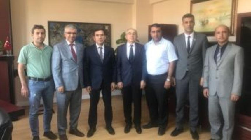 Kaymakam Sarı: "karag&uuml;n Dostu Kimliğini En G&uuml;zel Yaşatan Kurum Kızılay"