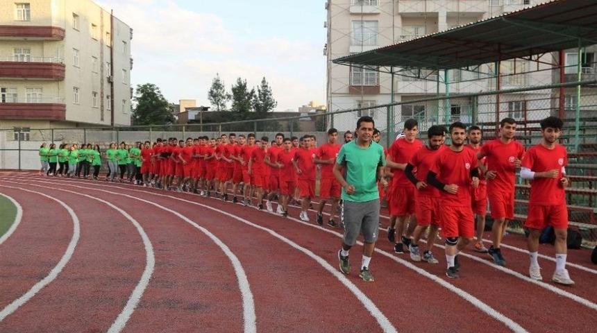 Cizre Belediyesi 35 Öğrenciyi Üniversite Ve Spor Yüksekokullarına Kazandırdı
