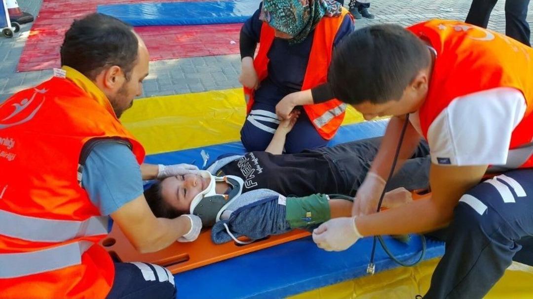 Hastanede Yapılan Tatbikat Ger&ccedil;eğini Aratmadı