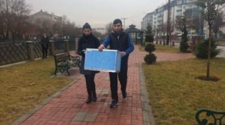 Sahipsiz Sokak Hayvanları İ&ccedil;in