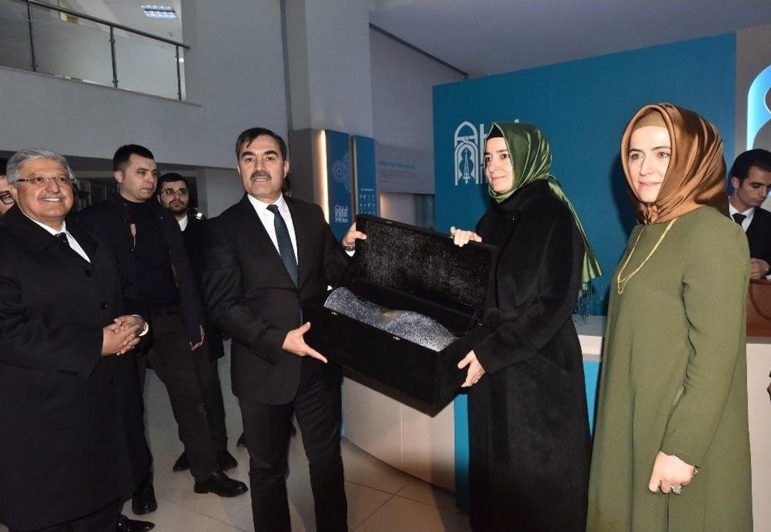 Aile Ve Sosyal Politikalar Bakanı Kaya Ahlat&rsquo;ta