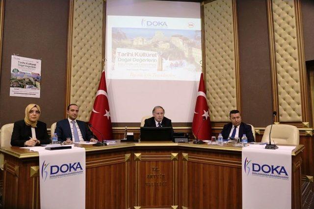 Artvin’de Doka Mali Destek Programı Bilgilendirme Toplantısı Gerçekleştirildi