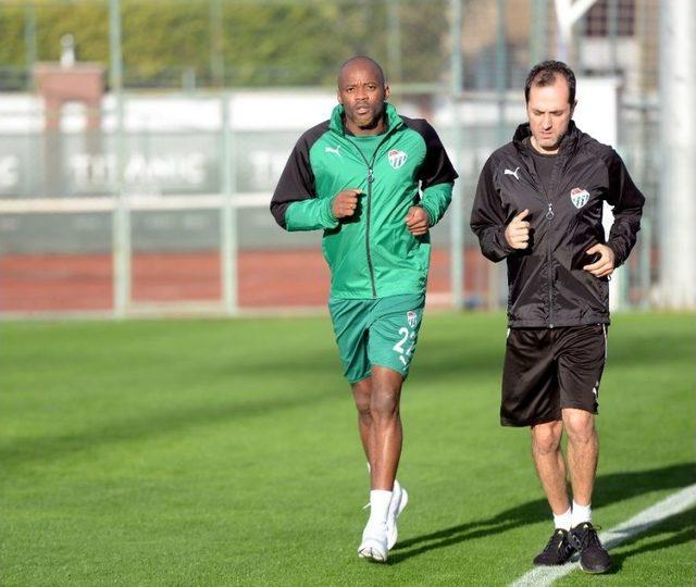 Bursaspor’un Devre Arası Kampı Başladı