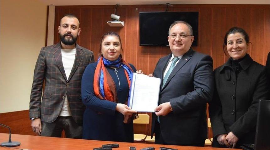 Ak Parti İl Başkanı Akmeşe: &ldquo;edirneliler Bize G&uuml;veniyor Ama Oyu Vermiyor&rdquo;