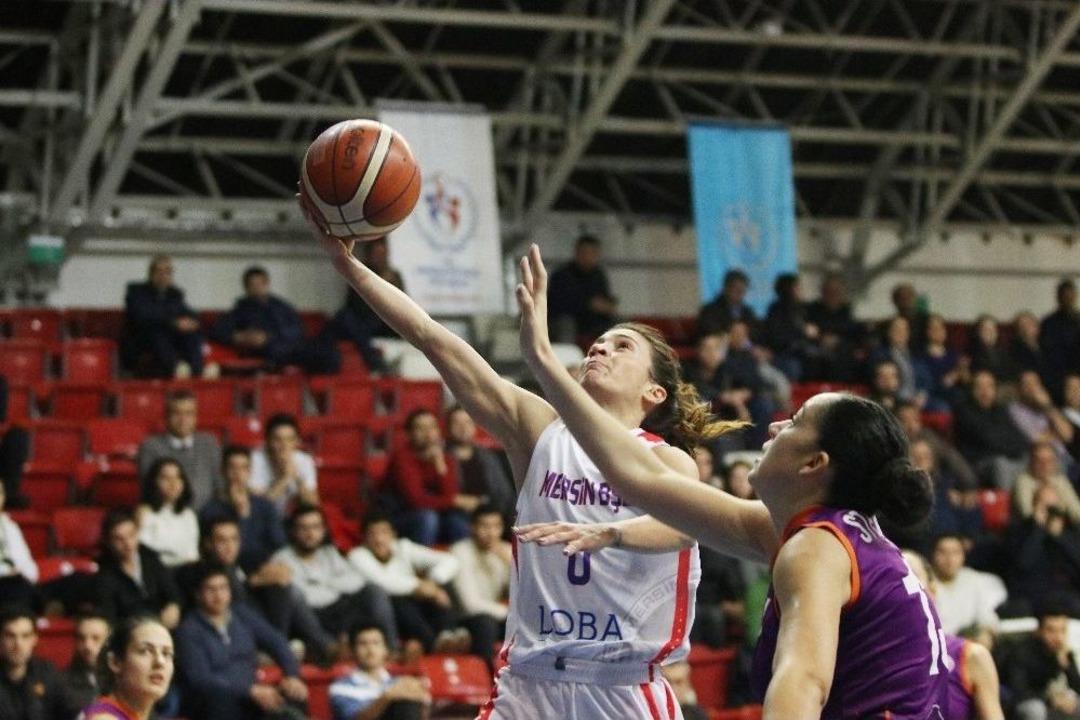 Mersin B&uuml;y&uuml;kşehir Belediyespor, &Ccedil;eyrek Finale G&ouml;z Kırptı