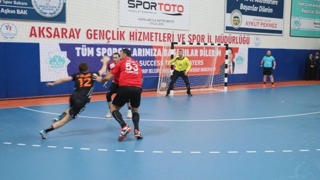Hentbol 2019 D&uuml;nya Şampiyonası Avrupa Elemeleri: T&uuml;rkiye: 30 - Hollanda: 27