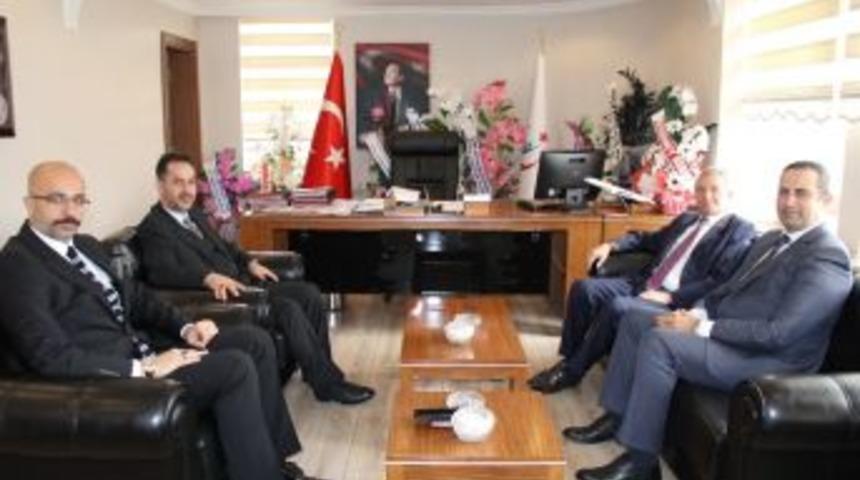 Sağlık M&uuml;d&uuml;r&uuml; Hirik&rsquo;e Hayırlı Olsun Ziyareti