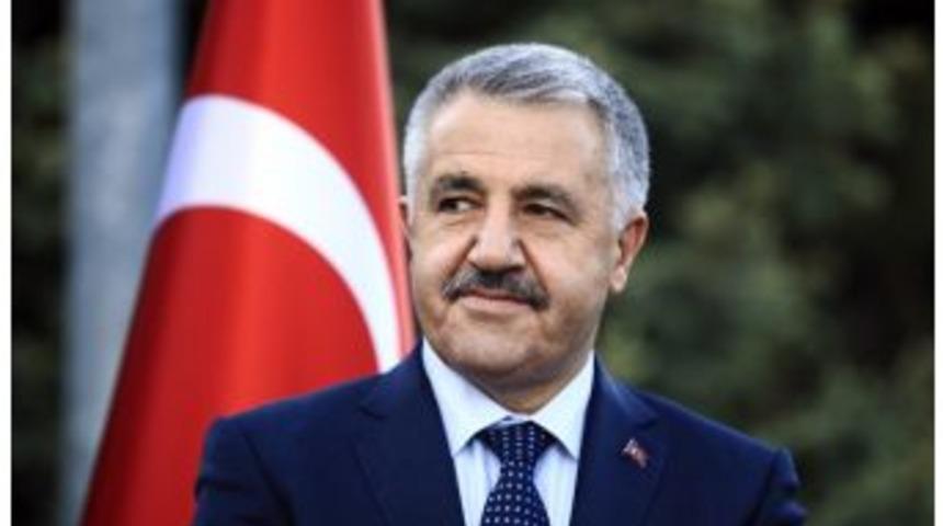 Bakan Arslan: "istanbul Yeni Havalimanı İlk Yılında En Az 70 Milyon Yolcu Ağırlayacak"