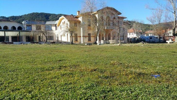 Ege’nin Gölcük’ü Turizme Hazırlanıyor G4