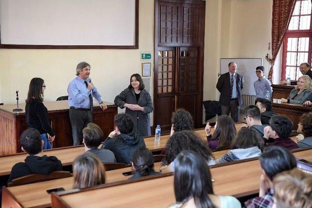 Başkan Demircan Galatasaray Lisesi Öğrencileriyle Buluştu