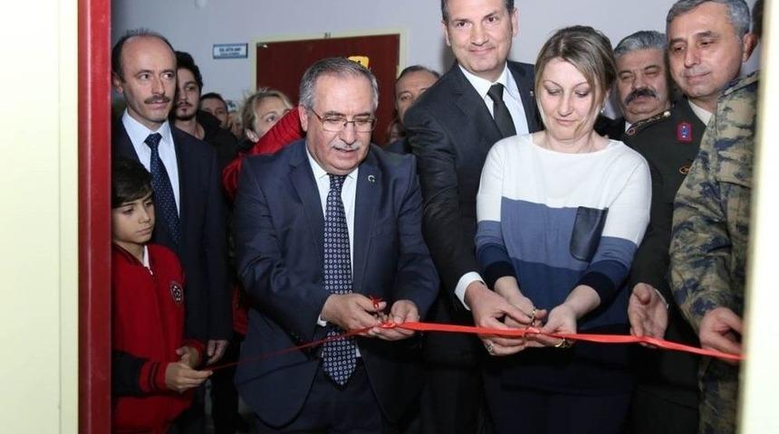 Şehidin İsmi Okuduğu Okulun K&uuml;t&uuml;phanesinde Yaşatılacak