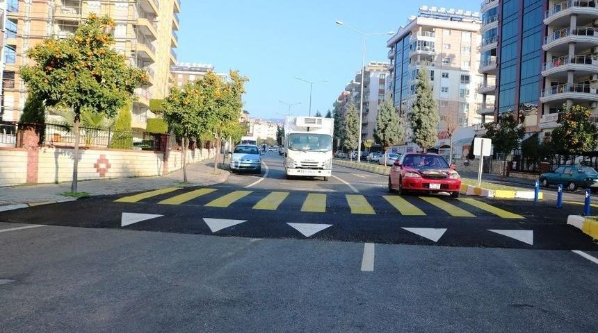 Yükseltilmiş Geçitleri Yayaların Hizmetinde