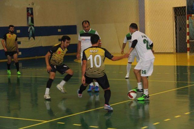 Kurumlararası Futsal Kış Turnuvası Başladı