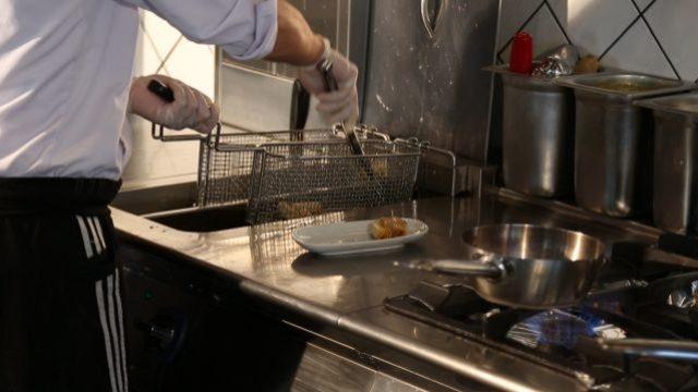 Girit mantısı nasıl pişirilir?