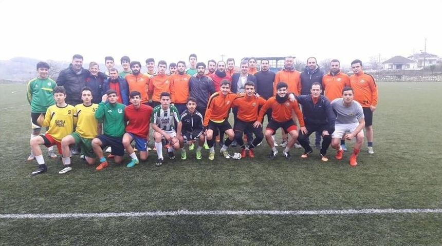 Başkan Yemenici, Ak&ccedil;akocaspor İdmanına Katıldı