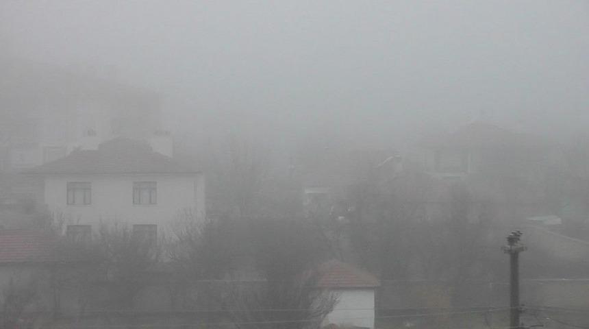 Kulu&rsquo;da Yoğun Sis Etkili Oldu